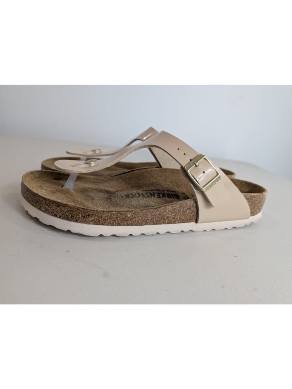 Birkenstock Gizeh thong sandals in a light beige/cream color women's size 9 - Picture 6 of 10